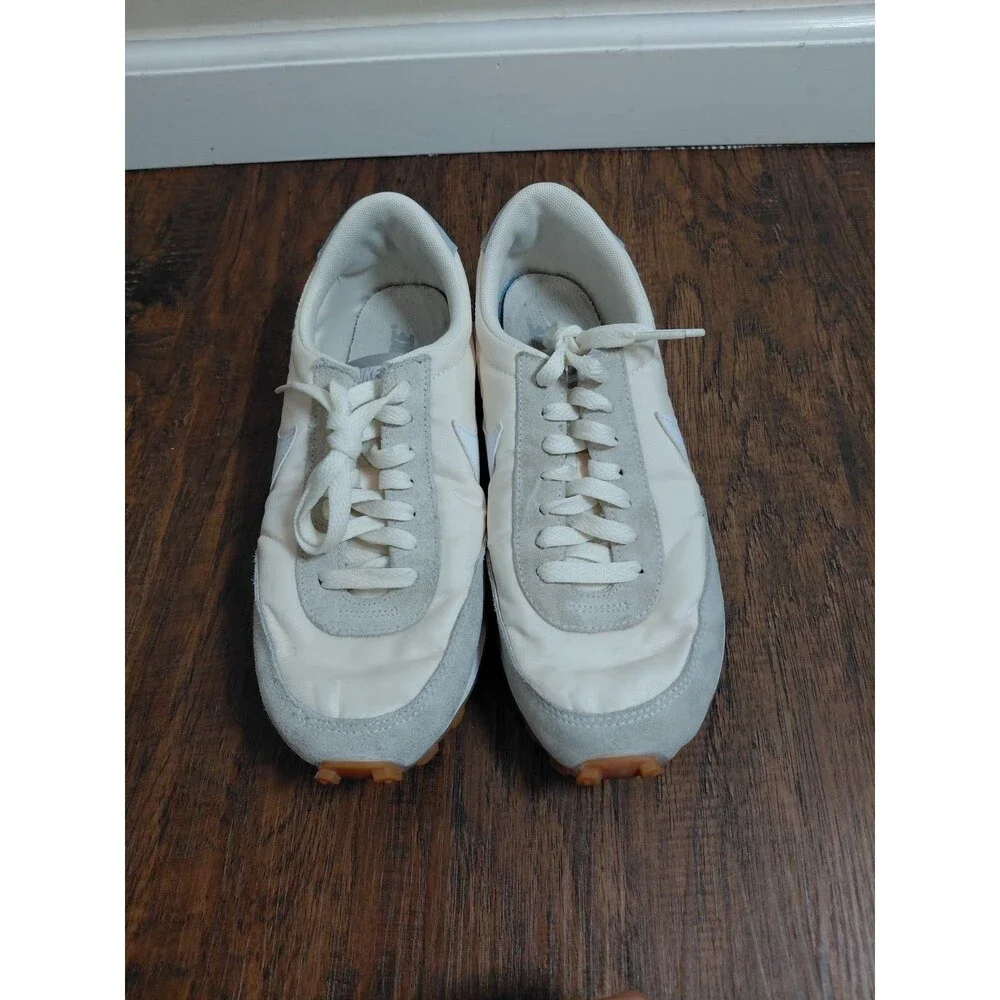 Size 8- Nike Women's Daybreak White Gum Sneakers